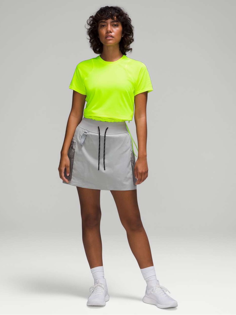 Lululemon Lightweight Cinched Hem Hiking T-Shirt Highlight Yellow Size 4 Sporty